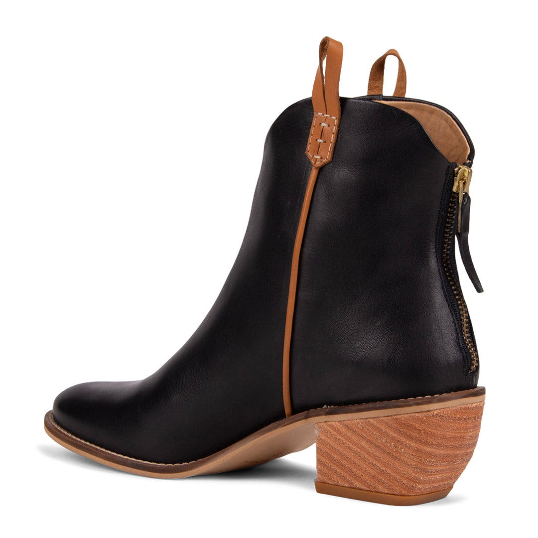 NEW! HALLE NEGRO