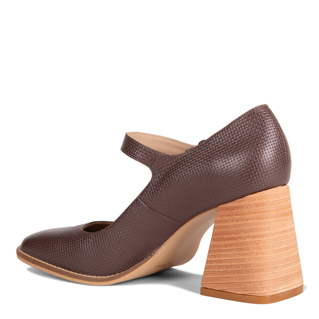 NEW! EBENE CHOCOLATE
