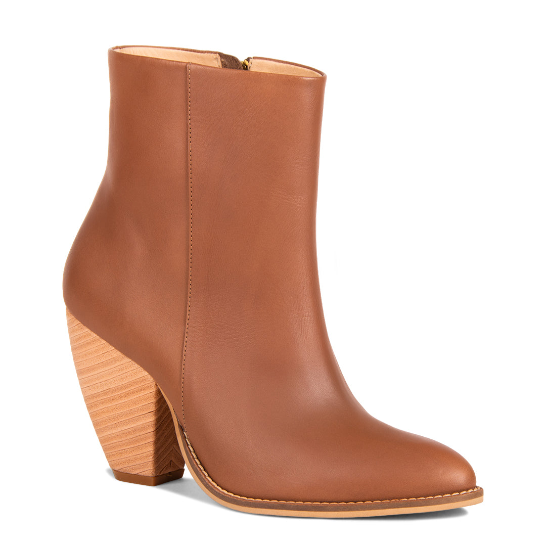 NEW! CALISTA TOFFEE
